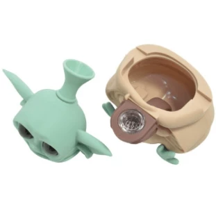 Bong de Silicone Baby Yoda - Cores Sortidas 